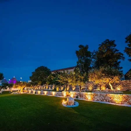 Ml Vacanze In Puglia Trullo Maestro 컨트리하우스 *